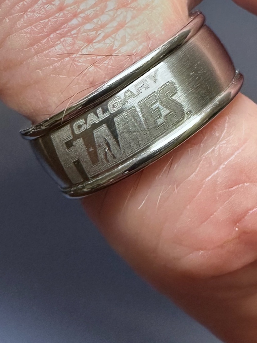 Calgary Flames Ring Stainless Steel Silver Tone Wide Band NHL Fan 

Size 9